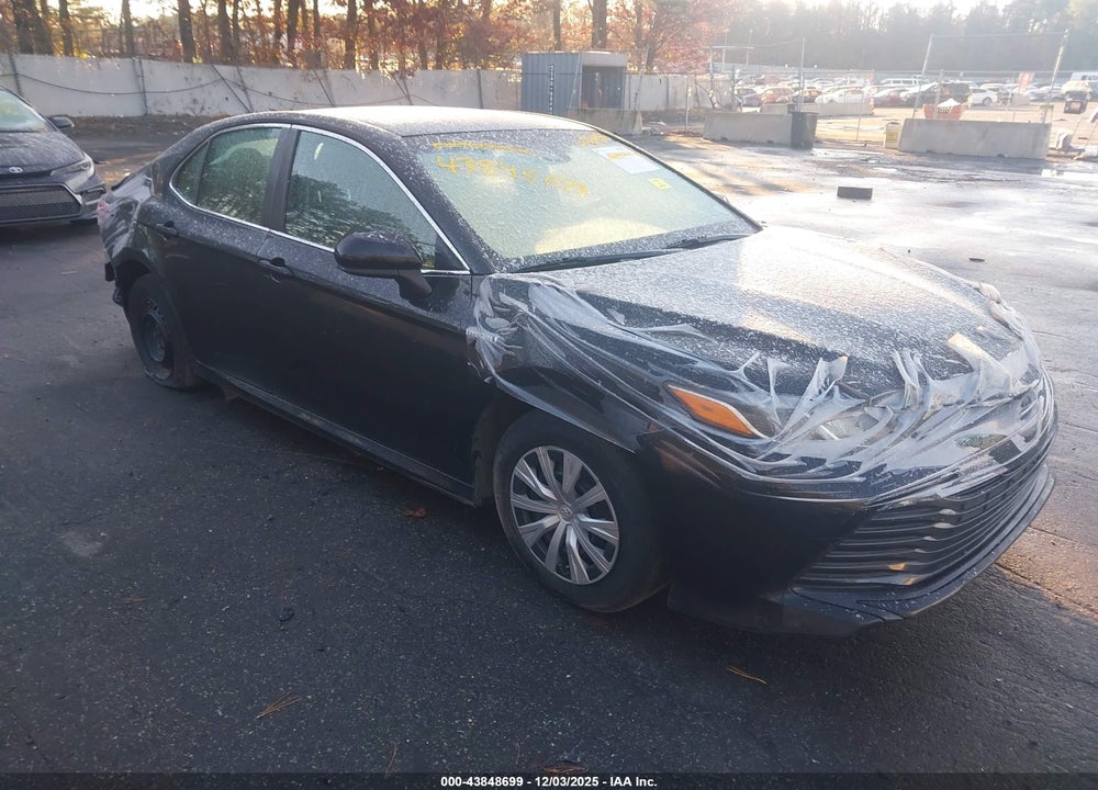2018 TOYOTA CAMRY HYBRID LE VIN: 4T1B31HK4JU003131