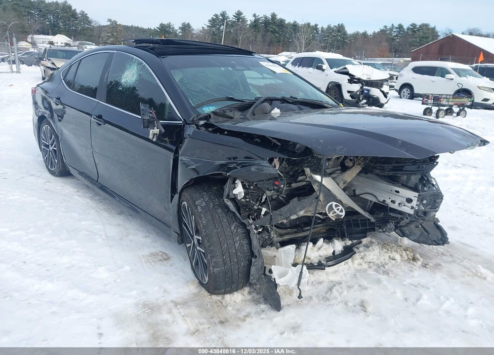 2025 TOYOTA CAMRY XLE VIN: 4T1DBADK4SU519492