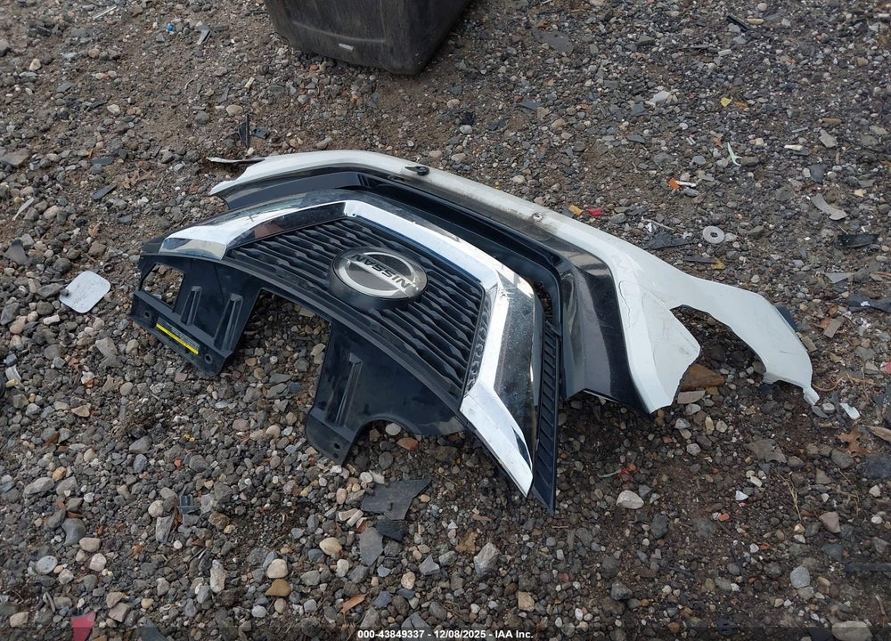2019 NISSAN ROGUE S VIN: KNMAT2MV8KP530739