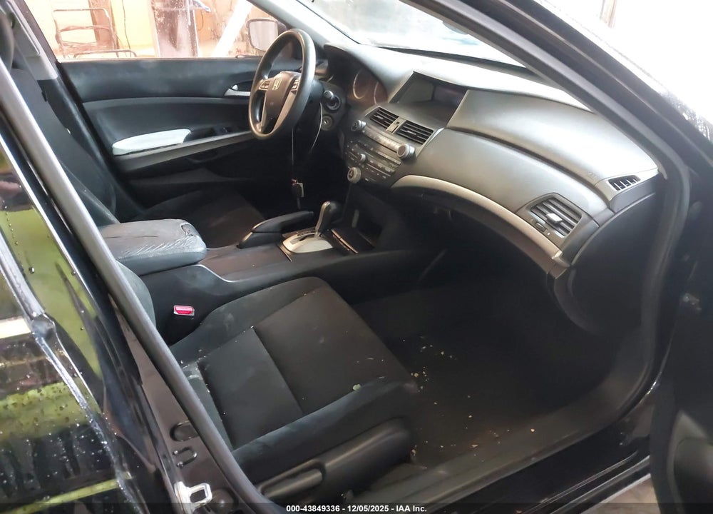 2010 HONDA ACCORD 2.4 EX VIN: 1HGCP2F7XAA166192