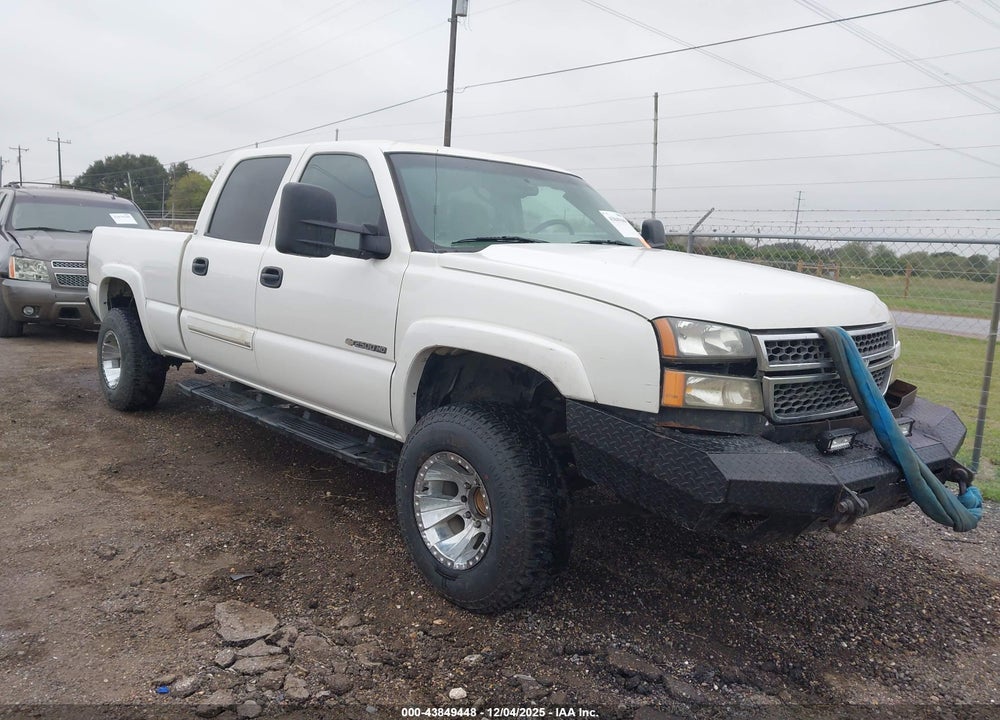 2005 CHEVROLET SILVERADO 2500HD LS VIN: 1GCHC23U25F850513