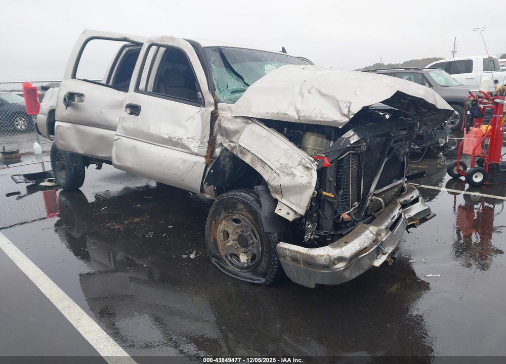 2006 CHEVROLET SILVERADO 2500HD LT1 VIN: 1GCHK23D26F250630