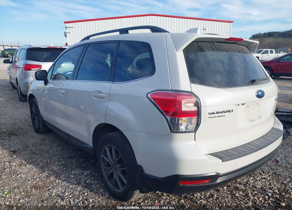 2017 SUBARU FORESTER 2.5I LIMITED VIN: JF2SJAJC4HH447188