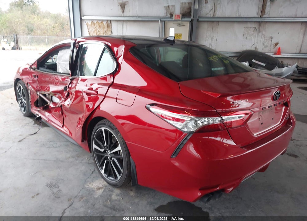 2019 TOYOTA CAMRY XSE VIN: 4T1B61HK8KU288375