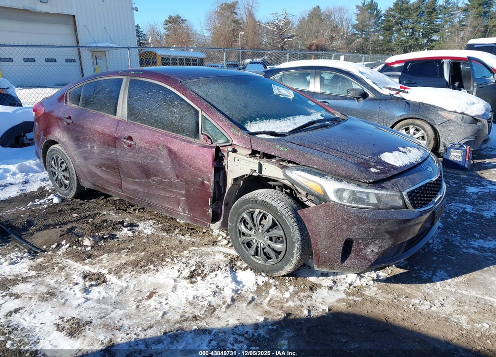 2018 KIA FORTE LX VIN: 3KPFK4A77JE245054