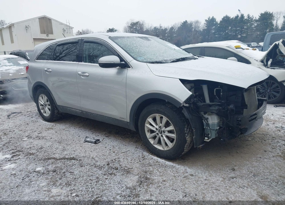 2019 KIA SORENTO 3.3L LX VIN: 5XYPGDA52KG480101