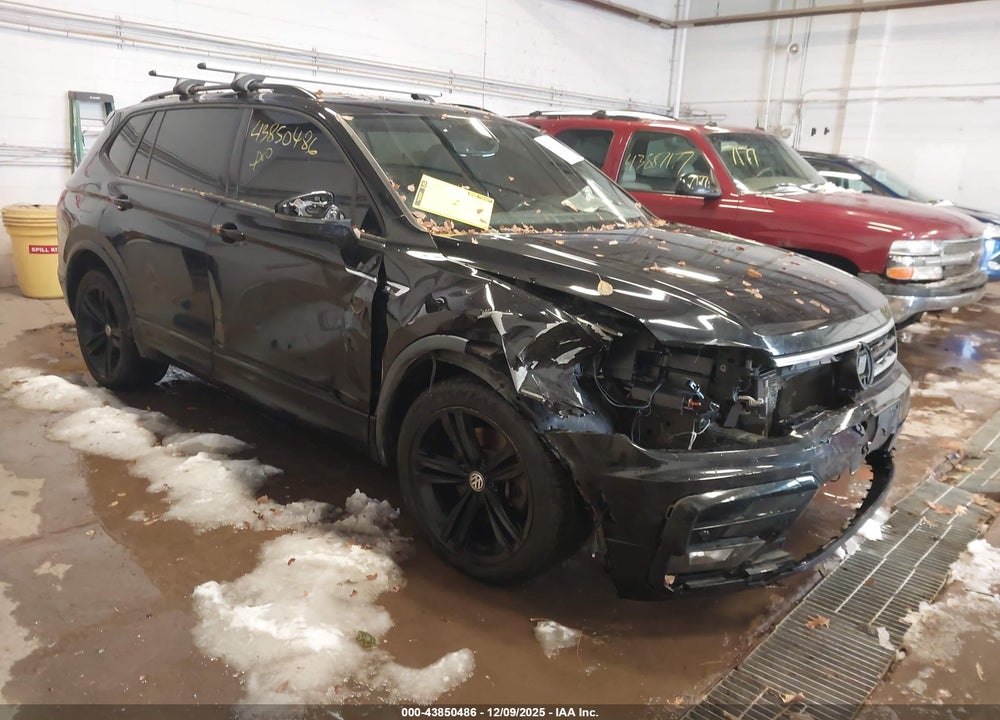 2019 VOLKSWAGEN TIGUAN 2.0T SE/2.0T SEL/2.0T SEL R-LINE/2.0T SEL R-LINE BLACK VIN: 3VV2B7AX8KM118922