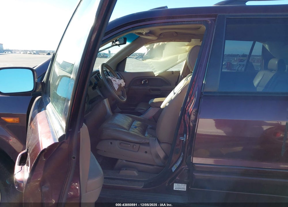 2008 HONDA PILOT EX-L VIN: 5FNYF28558B022165
