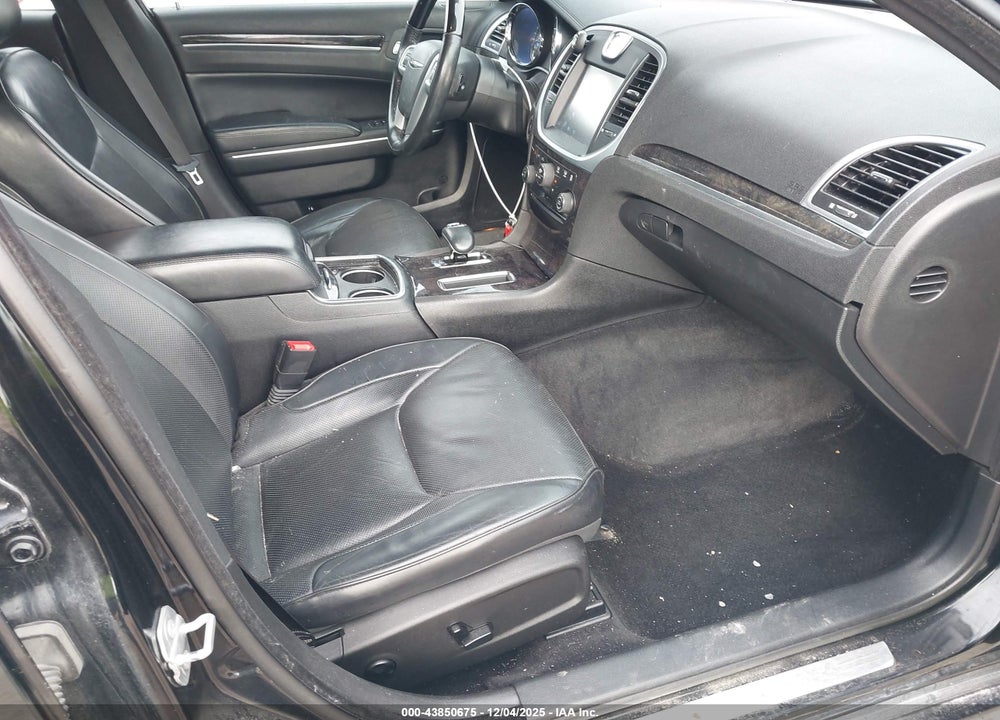 2014 CHRYSLER 300C AWD VIN: 2C3CCAKG1EH355996