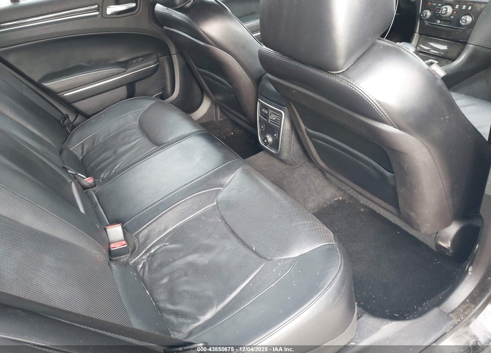 2014 CHRYSLER 300C AWD VIN: 2C3CCAKG1EH355996