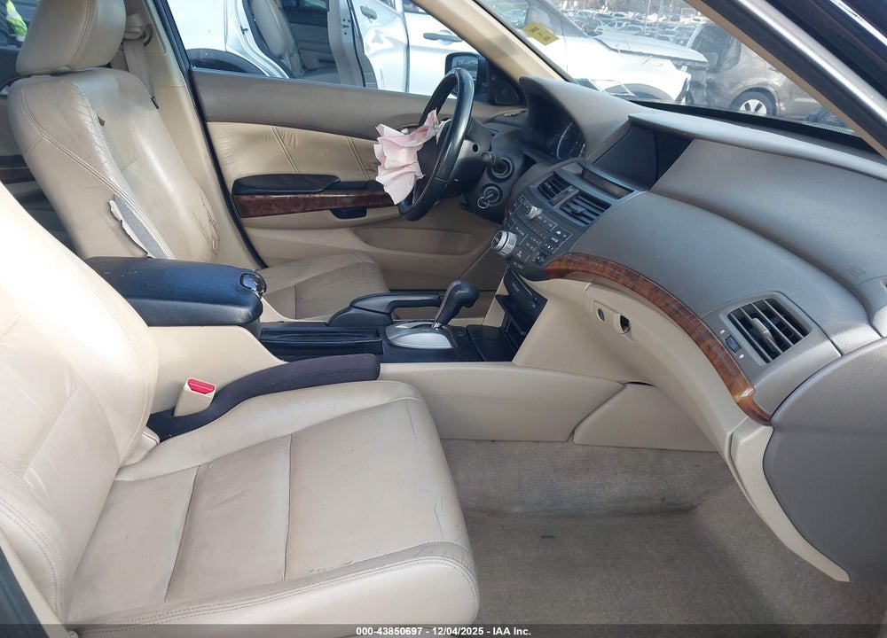 2010 HONDA ACCORD 2.4 EX-L VIN: 1HGCP2F87AA070514