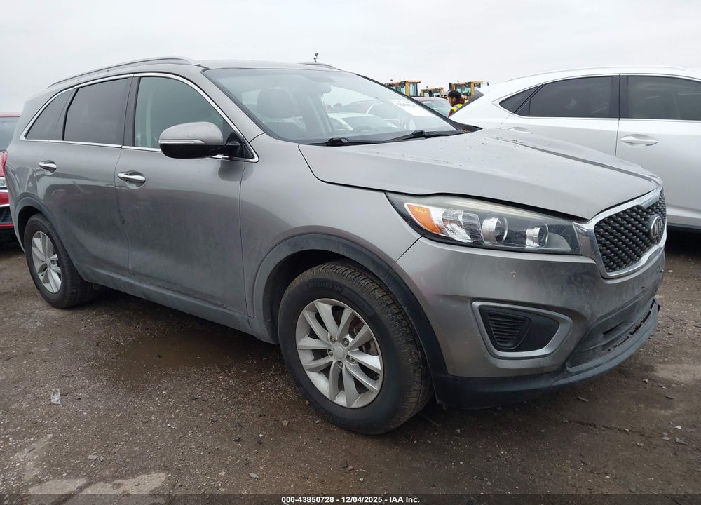 2017 KIA SORENTO 2.4L LX VIN: 5XYPG4A37HG303289