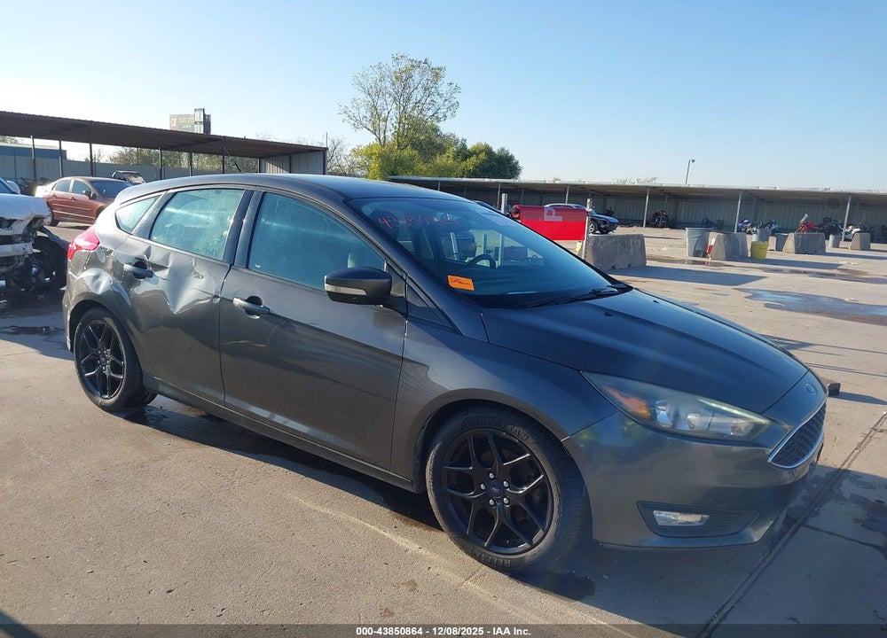 2016 FORD FOCUS SE VIN: 1FADP3K23GL225055