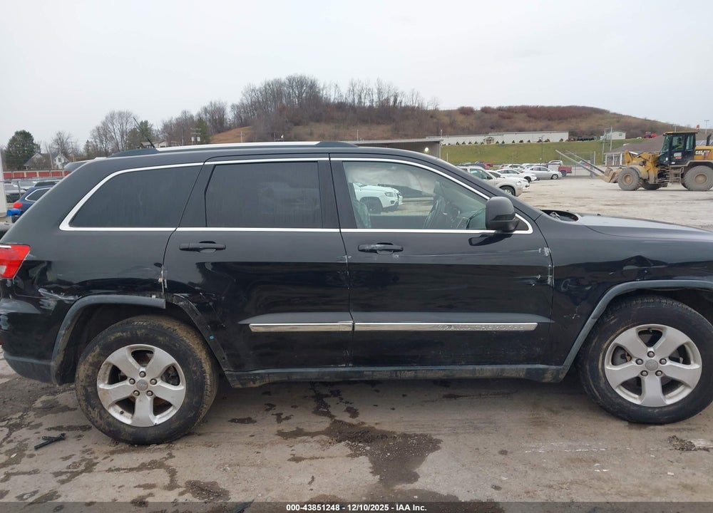 2011 JEEP GRAND CHEROKEE LAREDO VIN: 1J4RR4GG5BC523095