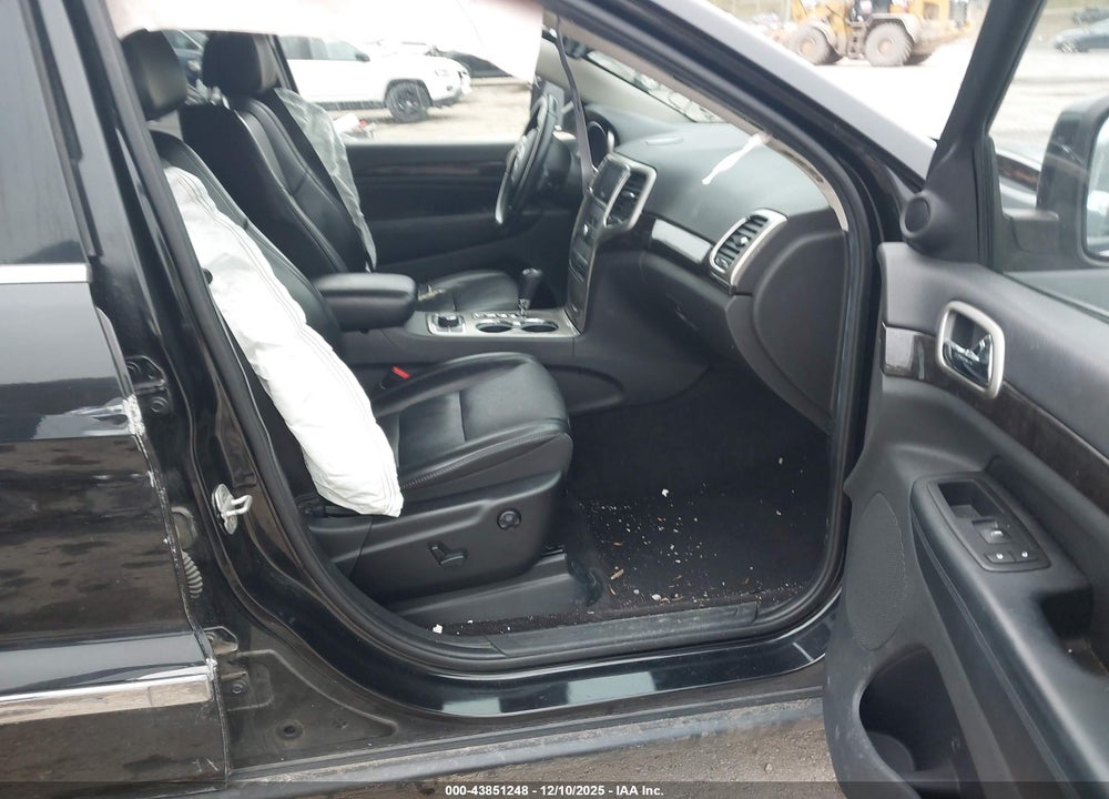 2011 JEEP GRAND CHEROKEE LAREDO VIN: 1J4RR4GG5BC523095