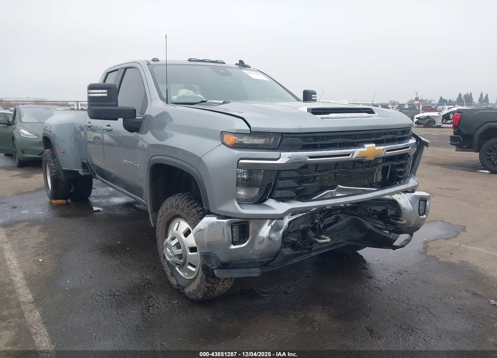 2024 CHEVROLET SILVERADO 3500HD 4WD  LONG BED LT VIN: 1GC5YTEY4RF181502