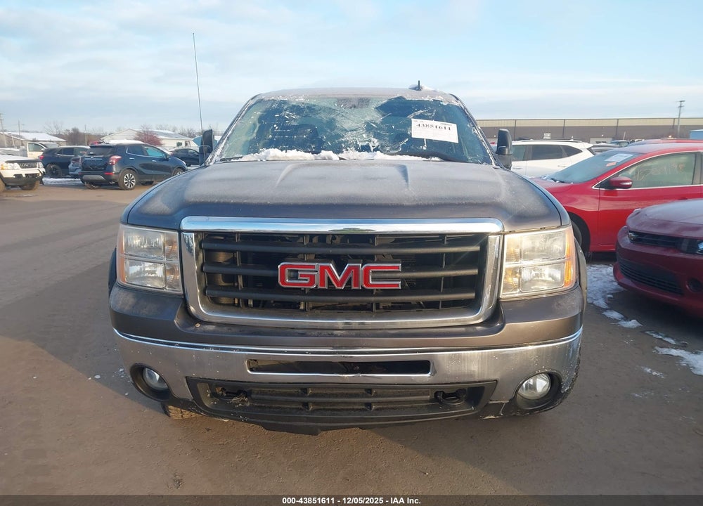 2010 GMC SIERRA 1500 SLE VIN: 3GTRKVE30AG149927