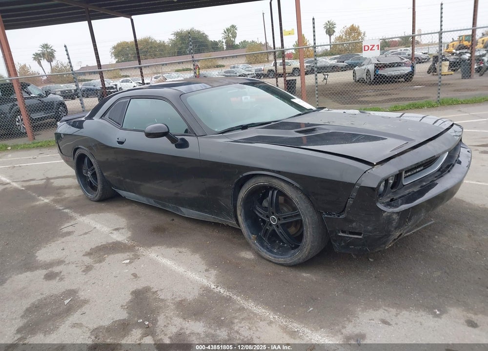 2014 DODGE CHALLENGER SXT VIN: 2C3CDYAG4EH116403
