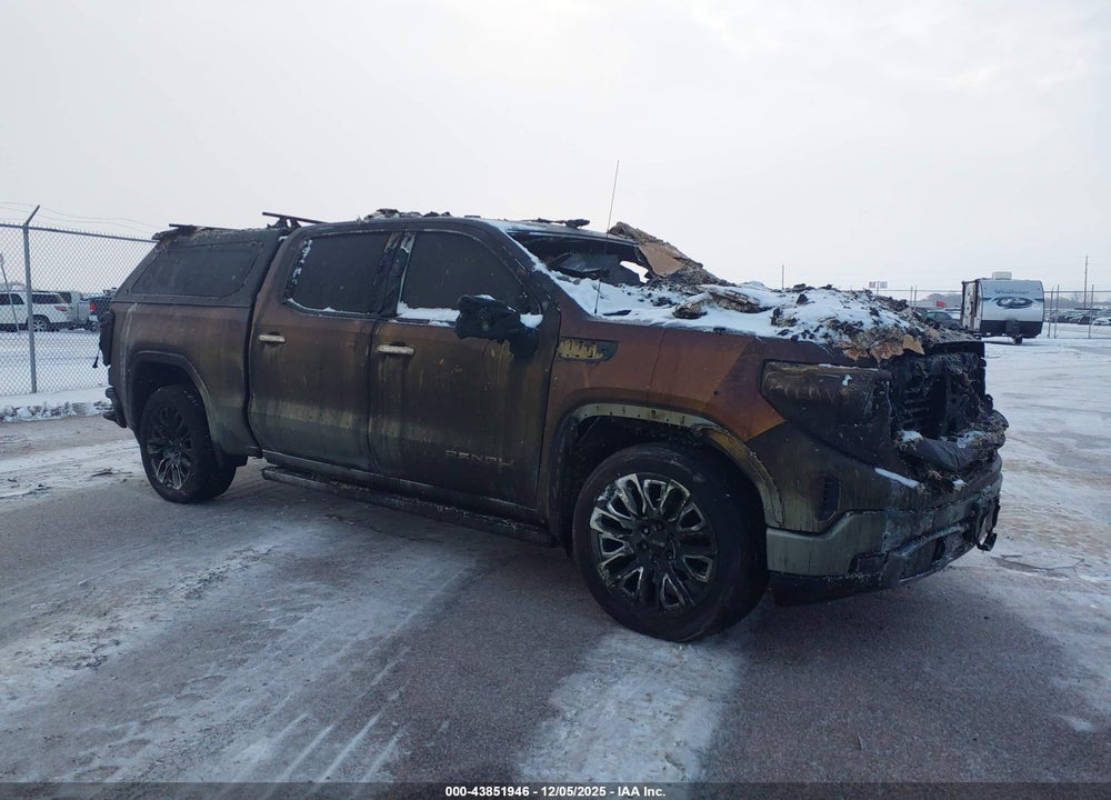2023 GMC SIERRA 1500 4WD  SHORT BOX DENALI ULTIMATE VIN: 1GTUUHEL2PZ245119