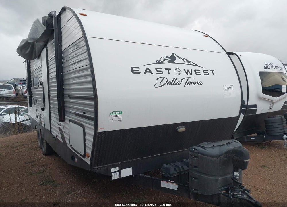 2022 FOREST RIVER DELLA TERRA TRAILER VIN: 5ZT2DEJB9N9008576