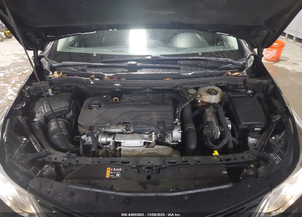 2018 CHEVROLET CRUZE LT AUTO VIN: 3G1BE6SM5JS653021