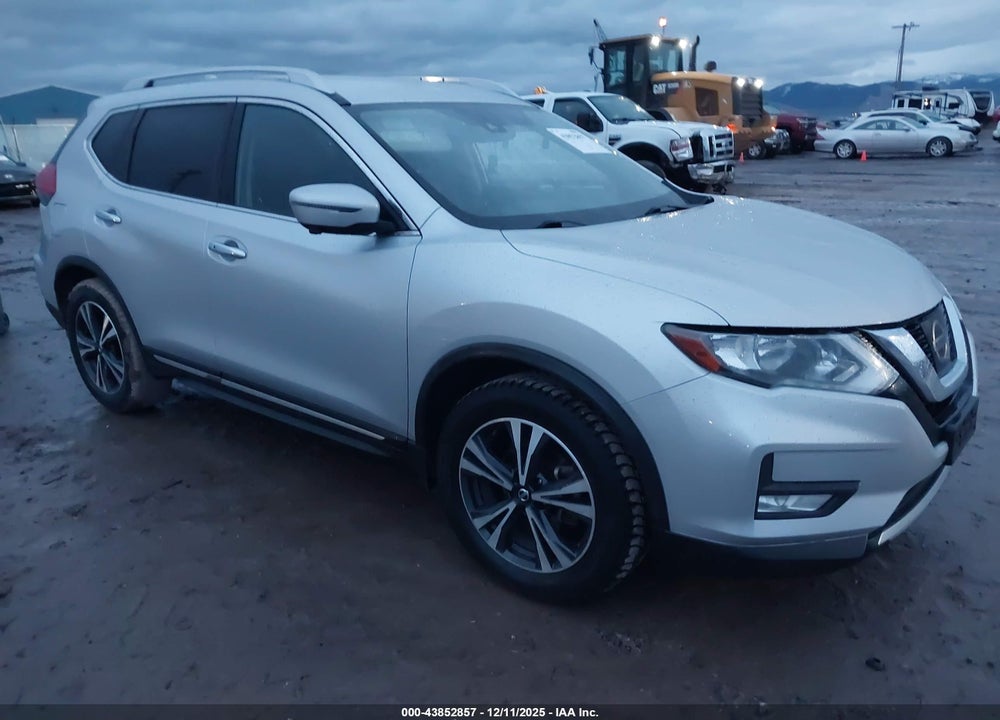 2017 NISSAN ROGUE SL VIN: JN8AT2MT4HW153828