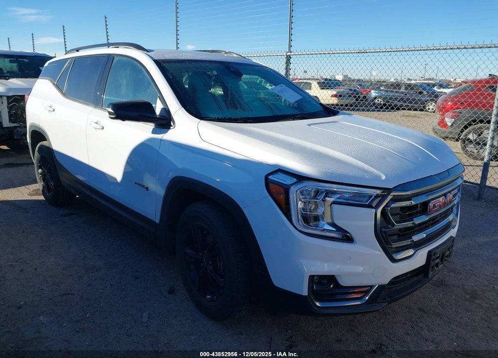 2023 GMC TERRAIN AWD AT4 VIN: 3GKALYEG0PL140826