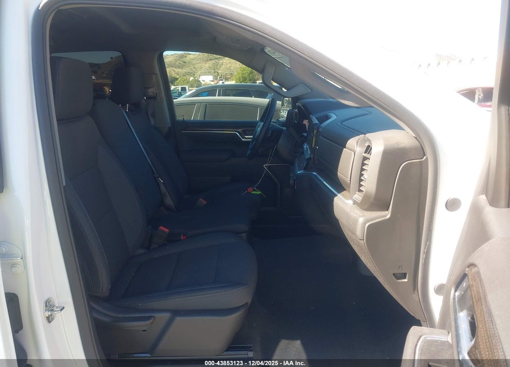 2025 CHEVROLET SILVERADO 1500 2WD  STANDARD BED LT VIN: 1GCRACED1SZ169752