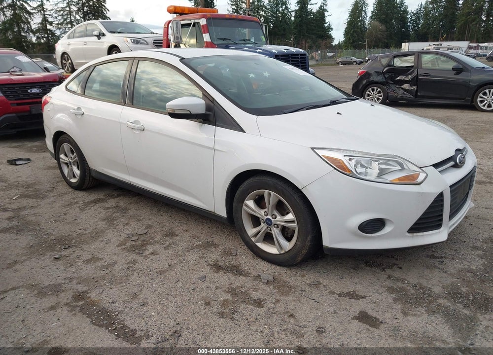 2014 FORD FOCUS SE VIN: 1FADP3F21EL462229