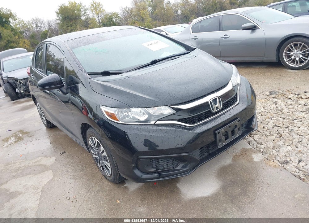 2019 HONDA FIT LX VIN: 3HGGK5H49KM716863