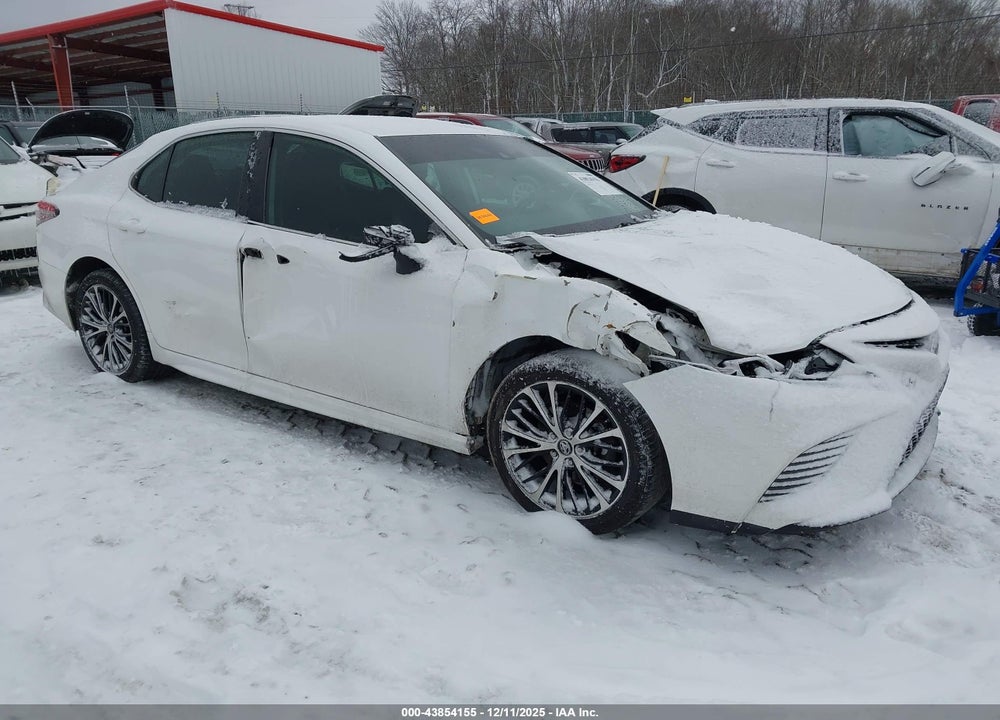 2019 TOYOTA CAMRY SE VIN: 4T1B11HK8KU235495