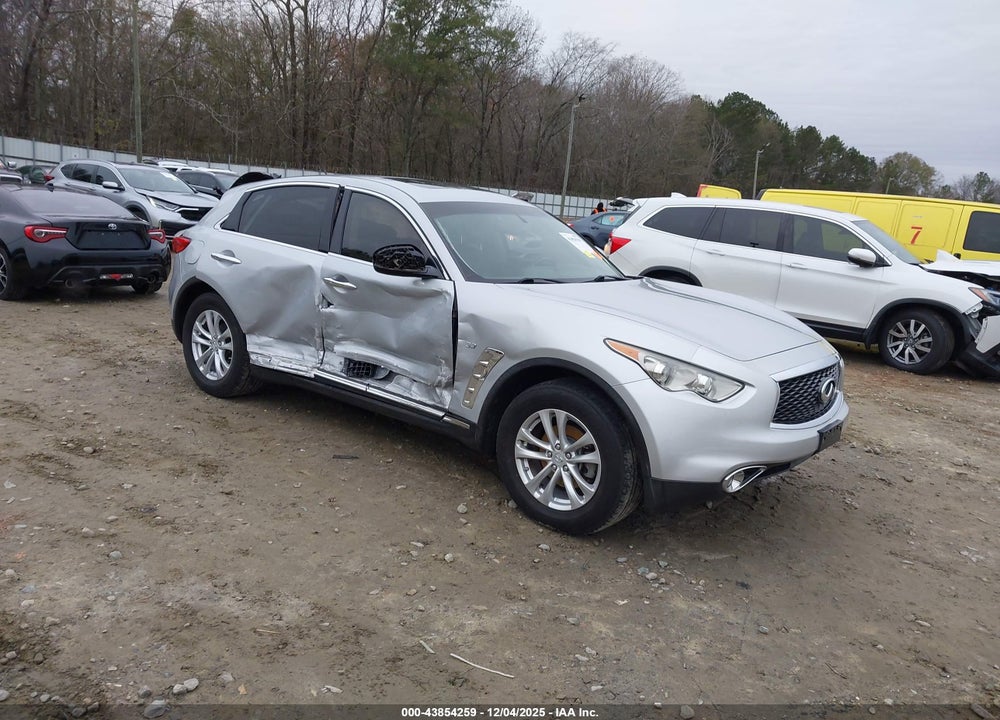 2017 INFINITI QX70 VIN: JN8CS1MU8HM142132