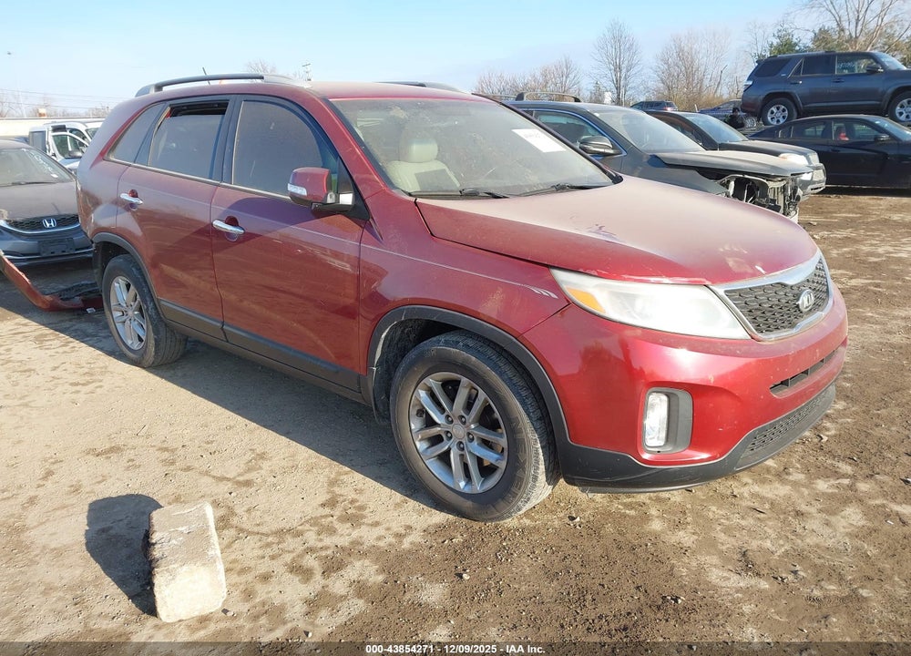 2015 KIA SORENTO LX VIN: 5XYKT3A66FG625414