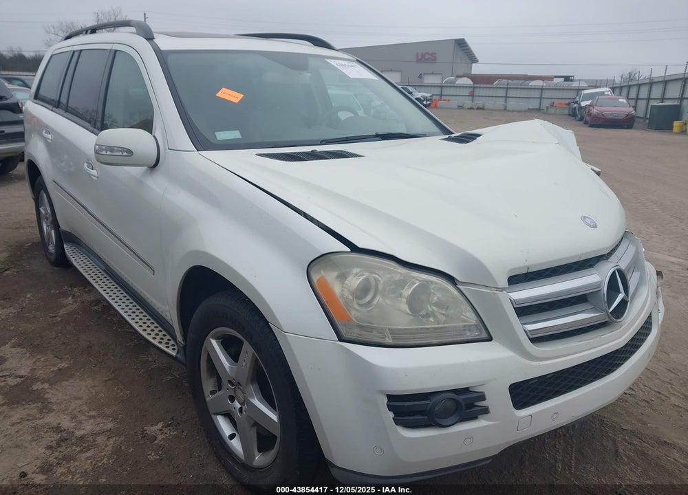 2008 MERCEDES-BENZ GL 450 4MATIC VIN: 4JGBF71E88A435375