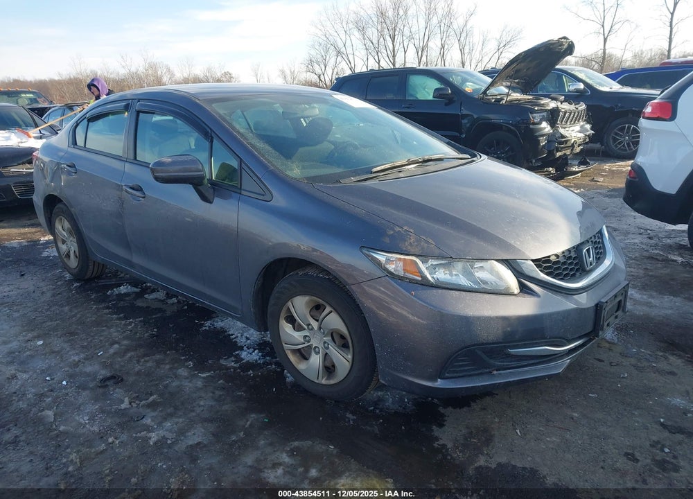 2015 HONDA CIVIC LX VIN: 19XFB2F59FE014952