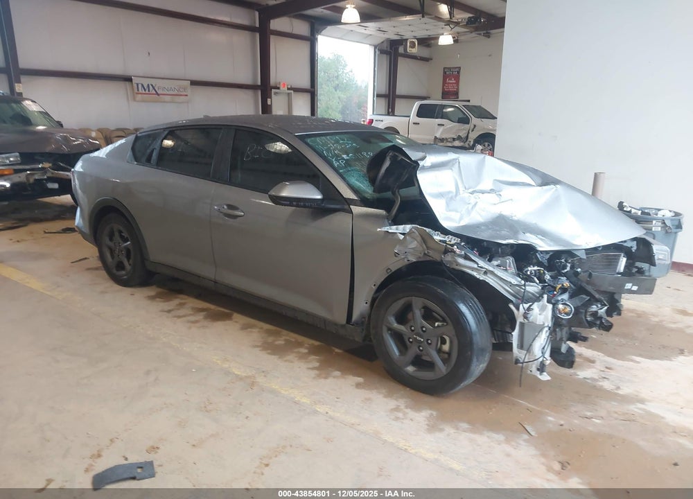 2025 KIA K4 LXS VIN: 3KPFT4DE5SE011889