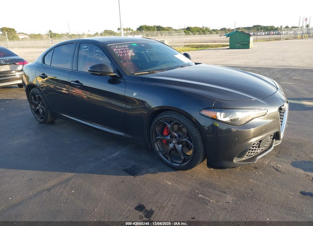 2024 ALFA ROMEO GIULIA TI RWD VIN: ZARFAMBN0R7682816