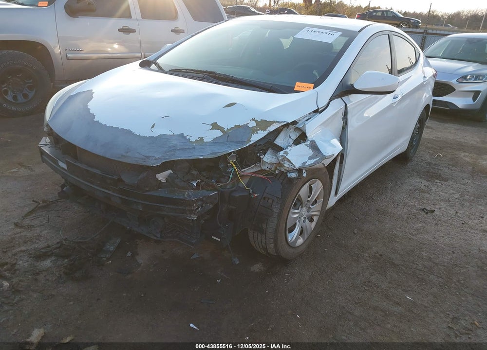 2016 HYUNDAI ELANTRA SE VIN: 5NPDH4AE6GH719648