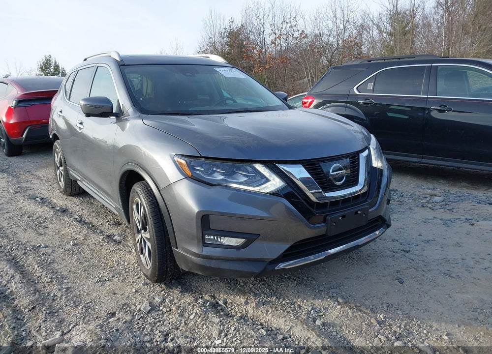 2017 NISSAN ROGUE SL VIN: 5N1AT2MV1HC731975