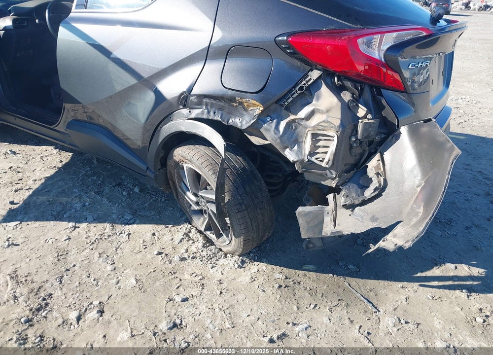 2022 TOYOTA C-HR LIMITED VIN: NMTKHMBX7NR146045