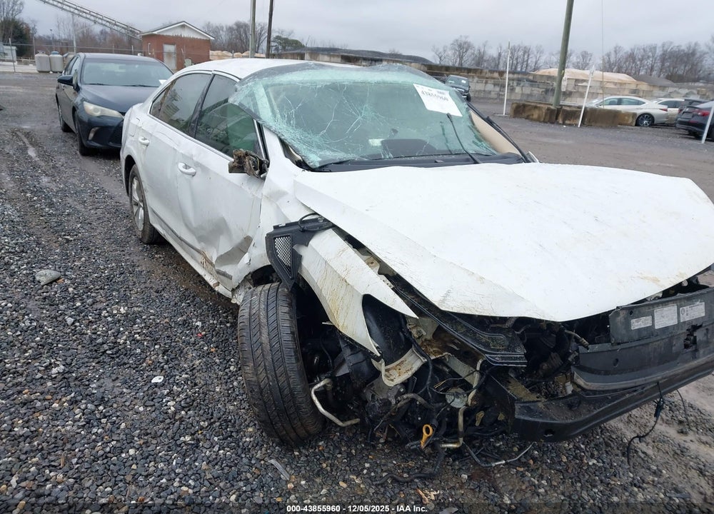 2017 VOLKSWAGEN PASSAT 1.8T S VIN: 1VWAT7A30HC025842