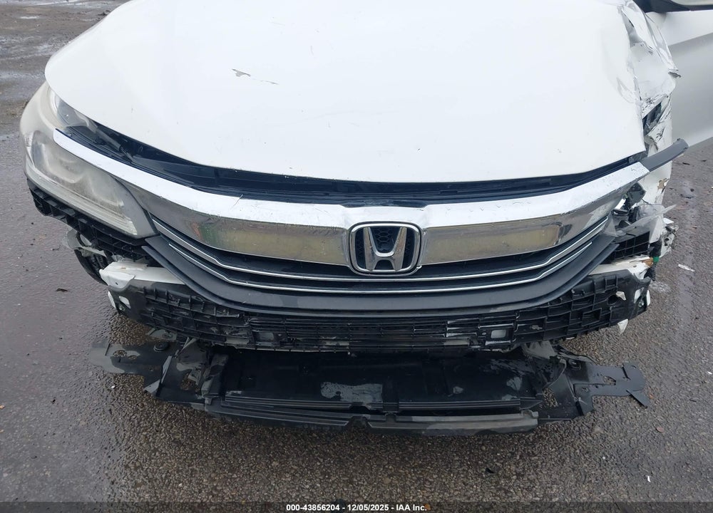 2017 HONDA ACCORD LX VIN: 1HGCR2F30HA217684
