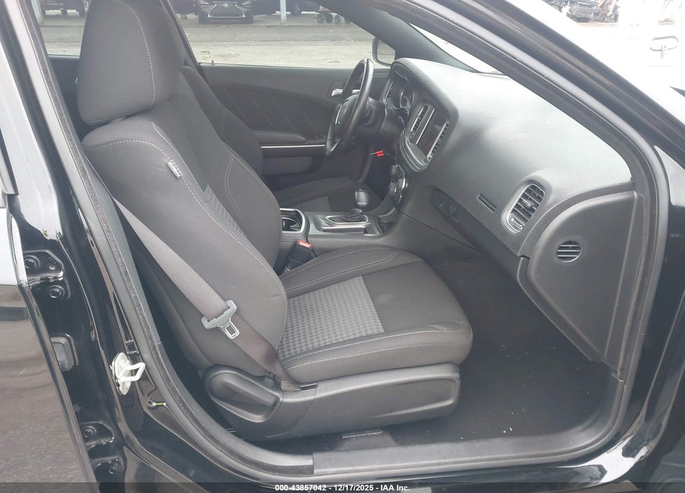2023 DODGE CHARGER SXT VIN: 2C3CDXBG8PH674301