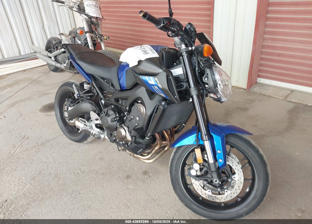 2016 YAMAHA FZ09 VIN: JYARN33E1GA009095