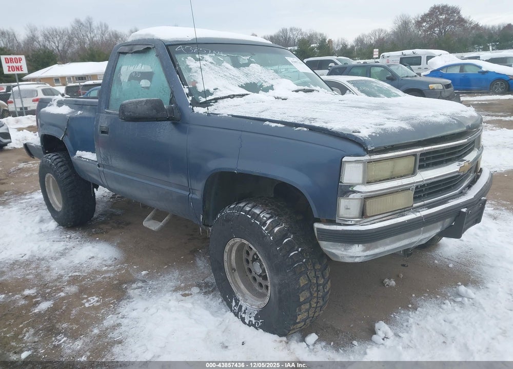 1992 CHEVROLET GMT-400 K1500 VIN: 1GCEK14K9NZ121758