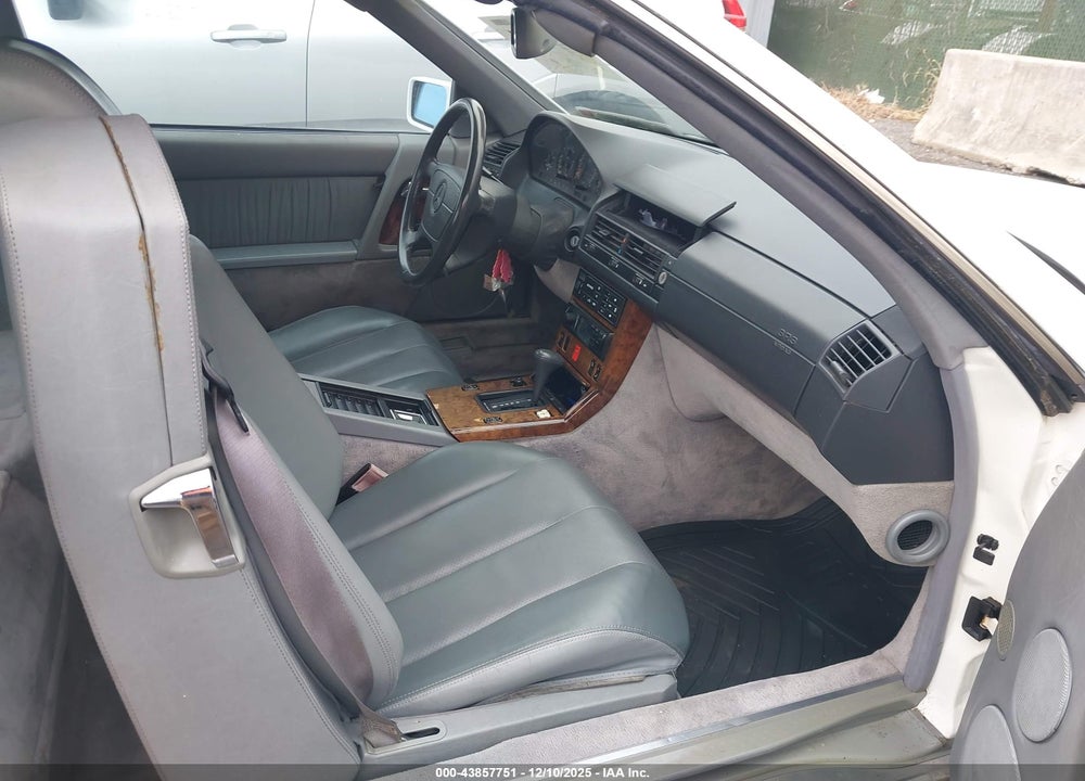 1994 MERCEDES-BENZ SL 500 VIN: WDBFA67E3RF089714