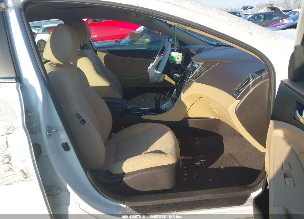 2013 HYUNDAI SONATA GLS VIN: 5NPEB4AC3DH520279