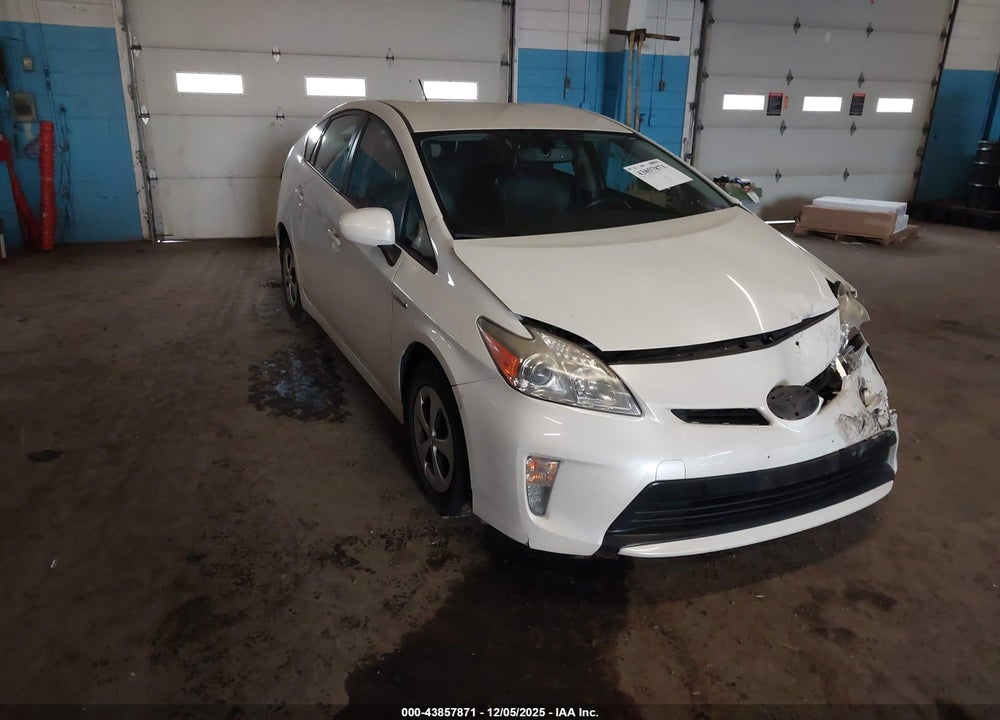2013 TOYOTA PRIUS FOUR VIN: JTDKN3DUXD5645269