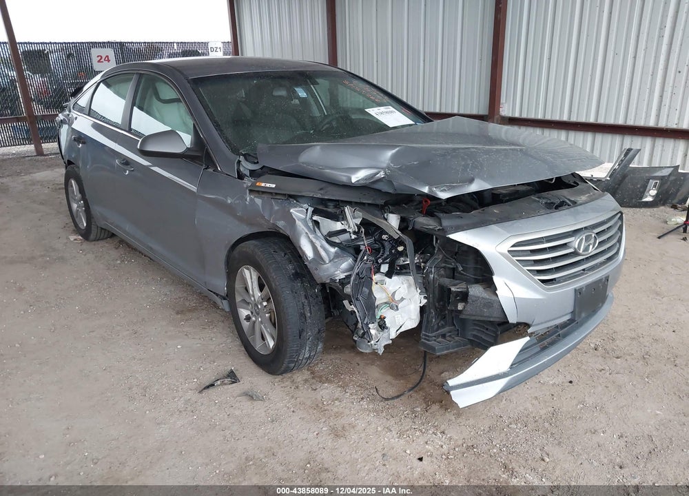 2016 HYUNDAI SONATA SE VIN: 5NPE24AFXGH372467