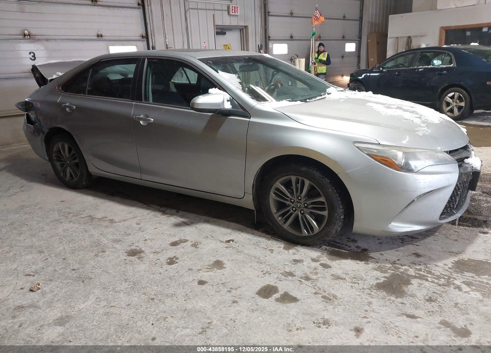 2017 TOYOTA CAMRY SE VIN: 4T1BF1FK5HU444903